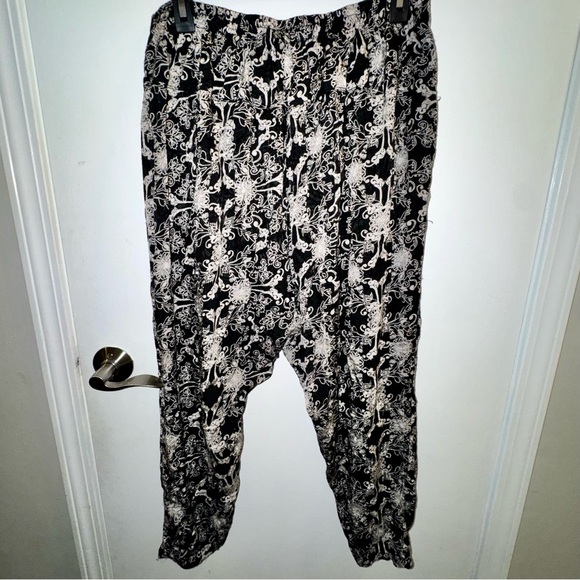 Free People Casablanca Harem Pants - Viscose - Picture 9 of 12